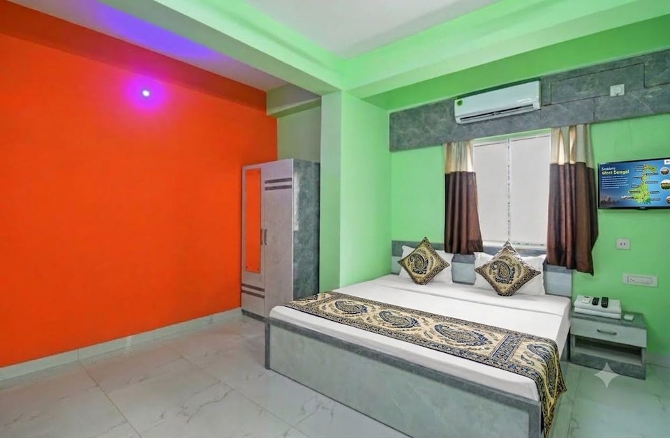 Hotel O City Centre Newtown Formerly 7 Dayz Inn, VIP Road Kolkata, Kolkata