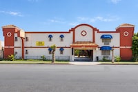 Royal Inn Motel, Compton CA