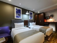 Clubhouse Hotel by CheckIn Kolkata Airport