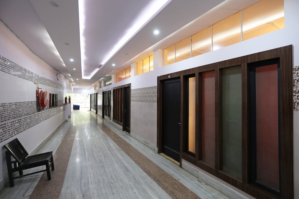 OYO Flagship 17085 Bhagat Residency, Dehradun Railway Station, Dehradun