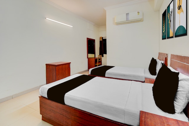 HOTEL O ANMOL STAY INN