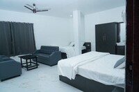HOTEL O HYWINS HOTEL
