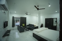 HOTEL O HYWINS HOTEL