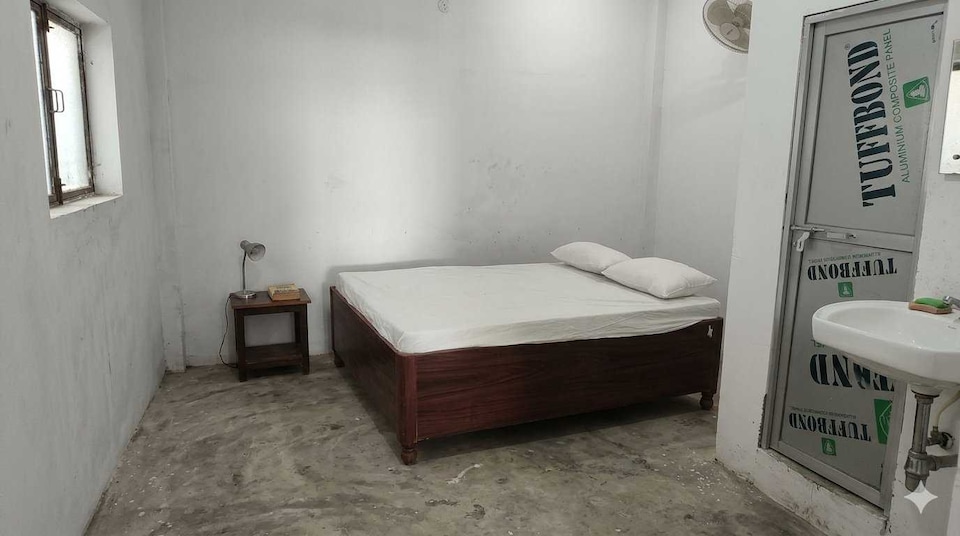 SPOT ON  Star Hotels 2, Civil Lines - High Court, Prayagraj