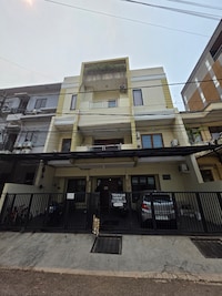 Hotel O near Mall Ciputra World formerly 28 Residence