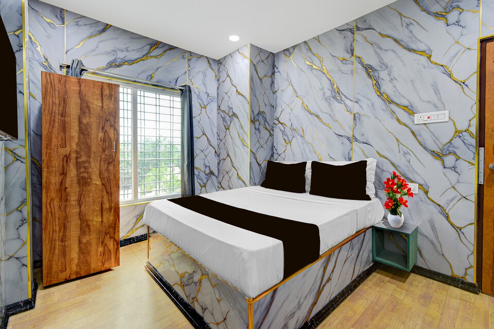 Hotel O Warangal Ring Road Formerly KLR Grand, Nakkalagutta Hanamkonda Warangal, Warangal