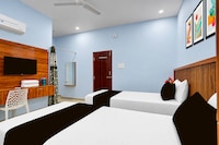 Hotel O Dhone Railway Junction