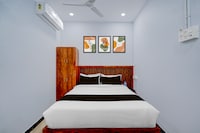 Hotel O Dhone Railway Junction