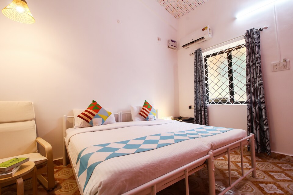 OYO 17094 Pool View Studio, Siolim, Goa