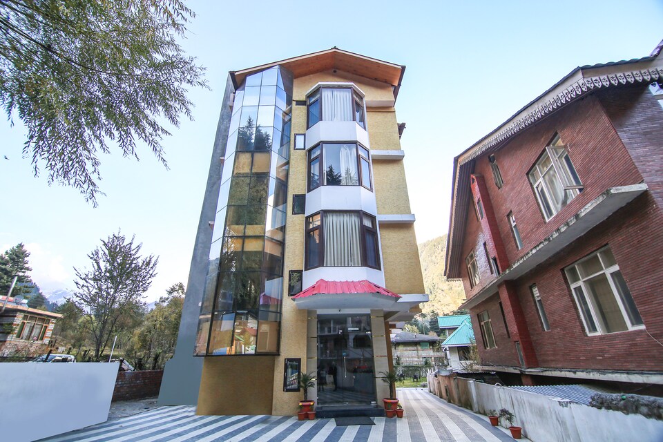 OYO 17099 अंबिका रेजिडेंसी, Hadimba Temple Road, मनाली