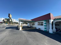 Motel Jesup Near US 301