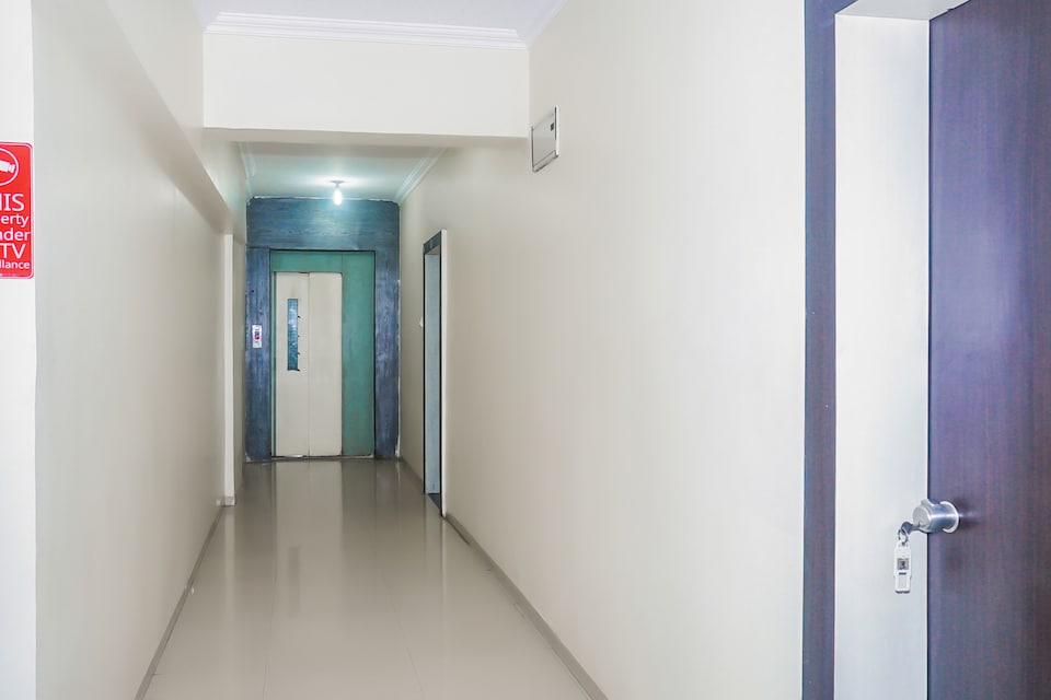 Hotel O Yashraj Inn, Wagholi Pune, Pune