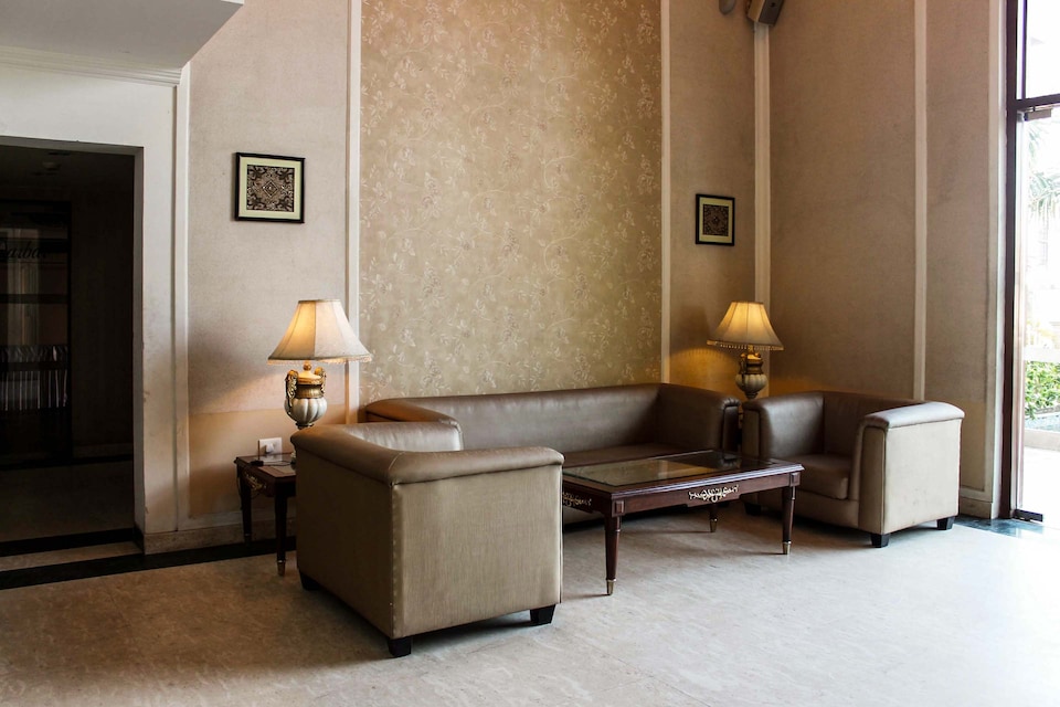 OYO 2820 Hotel Le Castle, Rudrapur, Rudrapur