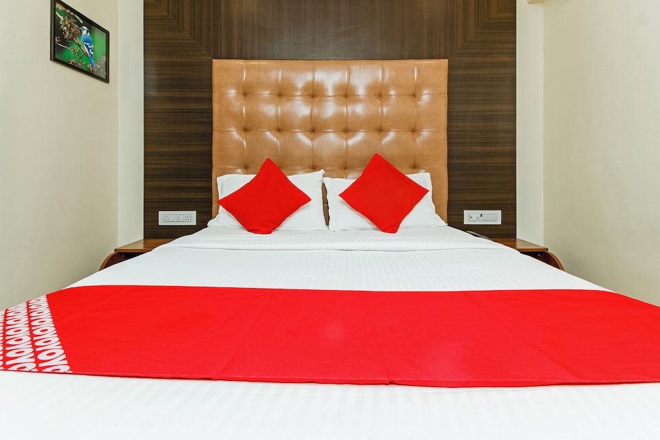 OYO 17129 Hotel Aviva Executive, Mumbai BCEC, Mumbai