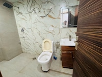 Hotel O Opal Greater Noida
