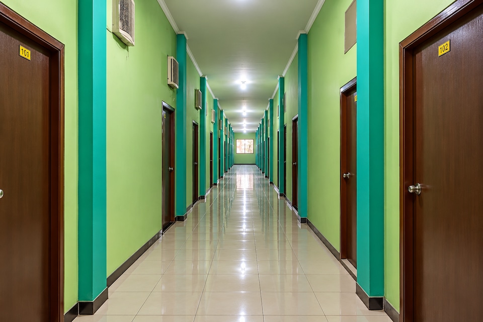 Hotel O near Blitar Park formerly Herlingga Jaya Hotel, Blitar, Blitar