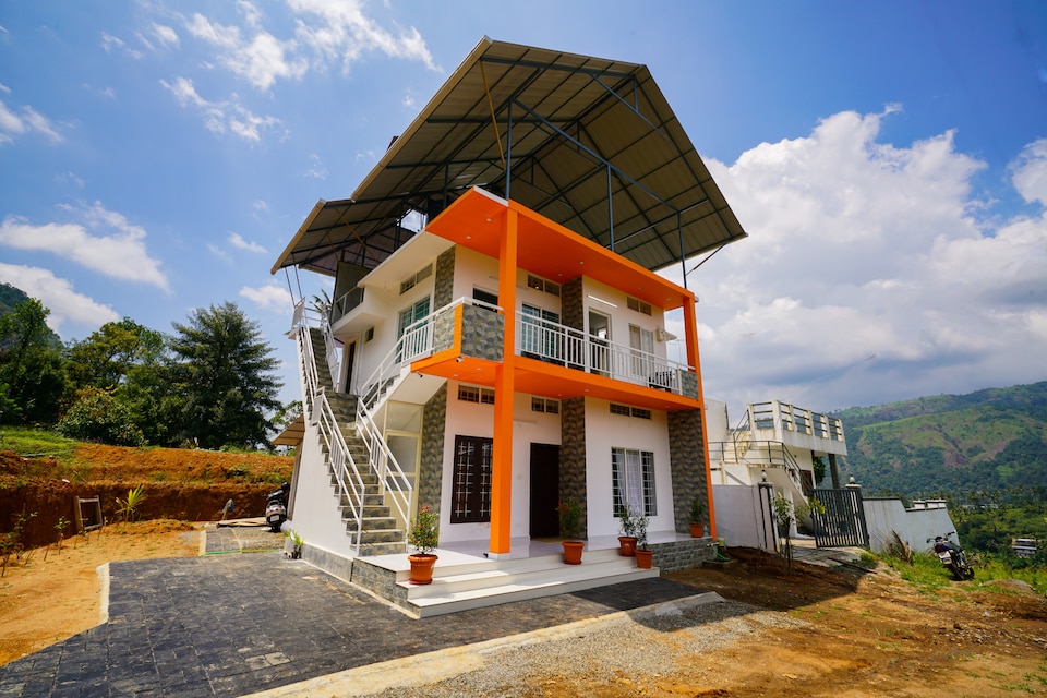 OYO Home 17143 Scenic Stay Summer Hill, Marayoor Munnar, Munnar