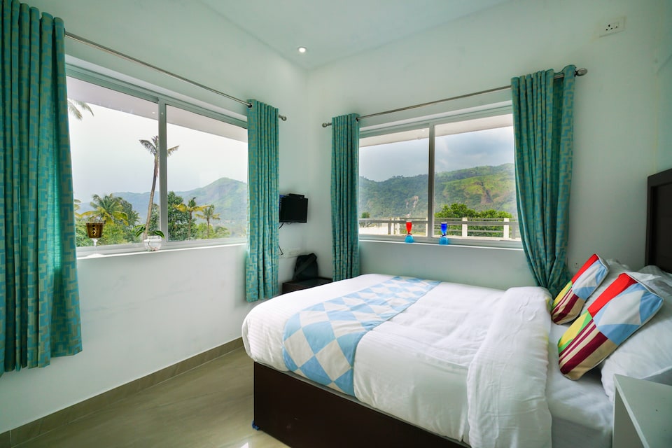 OYO Home 17144 Serene Summer Hill Cottage, Marayoor Munnar, Munnar