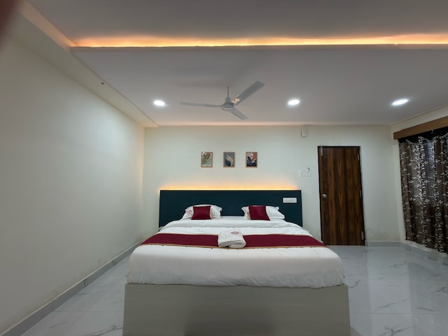 Hotel O Vyra Suites 