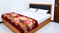 Spot On Vinamra Palace Home Stay