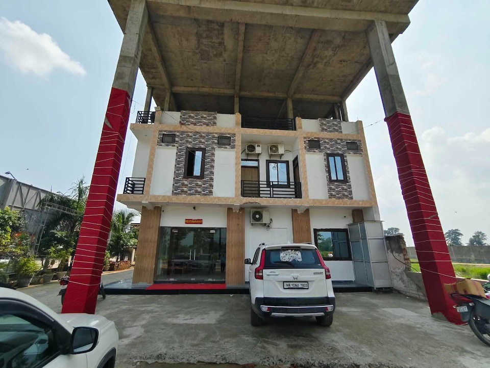 Hotel O Zeal Hotel & Banquet Hall, Gorakhnath Gorakhpur, Gorakhpur