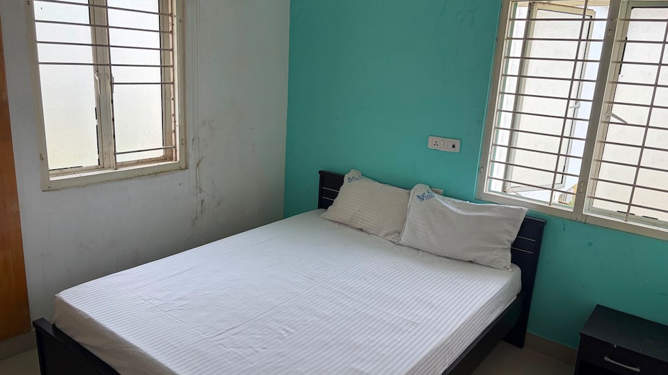 Hotel O Holliday Inn, Mahabalipuram, Mahabalipuram