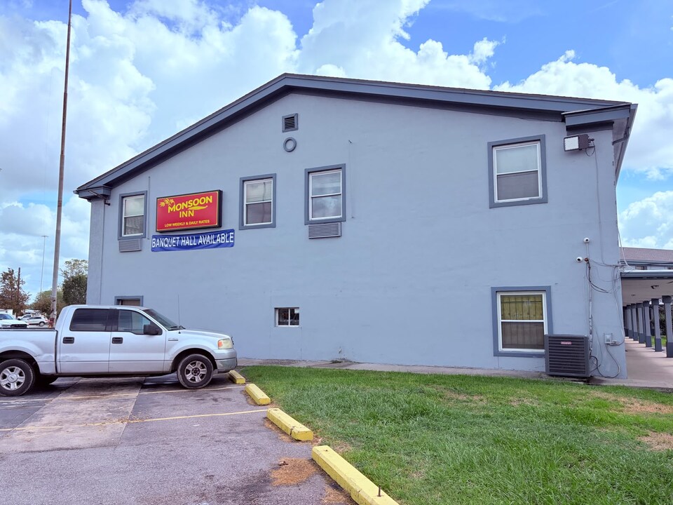 Midtown Inn Beaumont TX near I-10, Beaumont Central TX, Beaumont TX