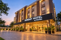 Sunday Hotel by CheckIn, Prayagraj 
