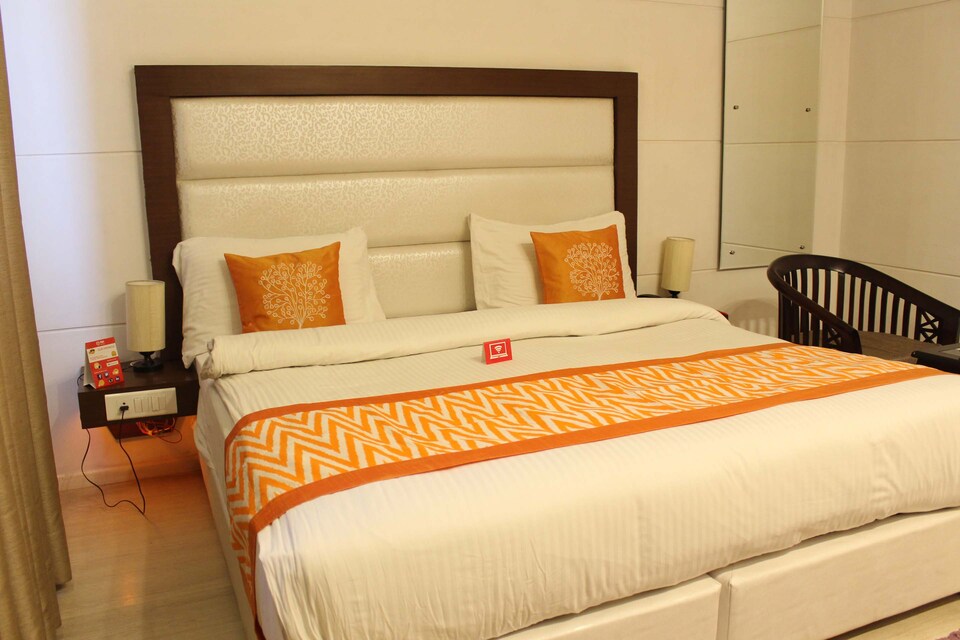 OYO 2825 Hotel Anand's Awe-spring, Railway station, Rudrapur