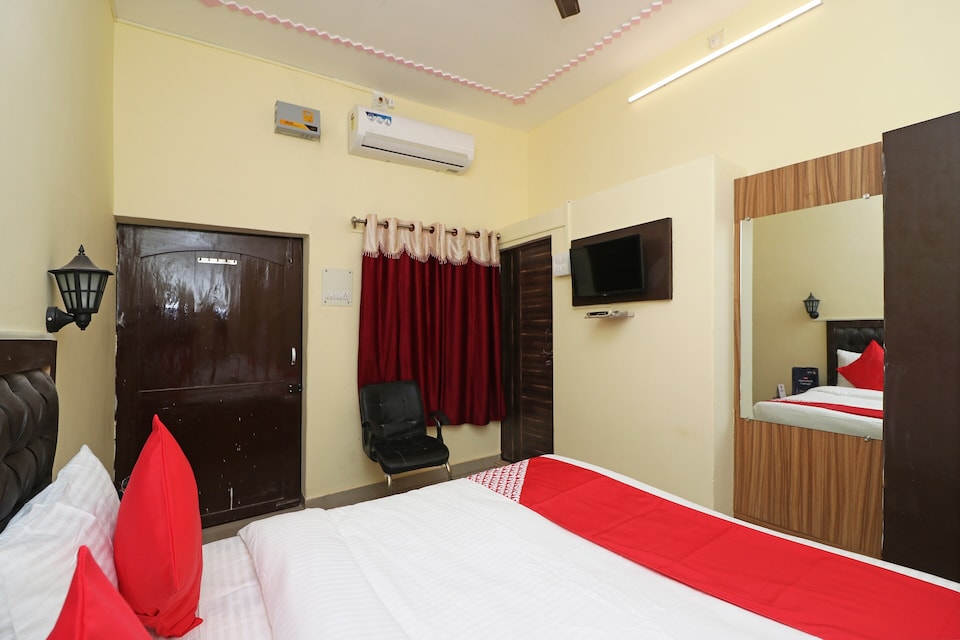 Hotel O New Sandhya Guest House, Lanka, Varanasi