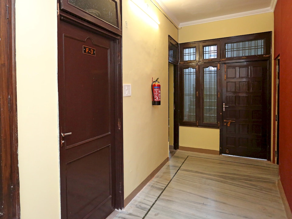 Super Hotel O Greenview Near Munshi Pulia Metro Station, Indira Nagar Lucknow, Lucknow