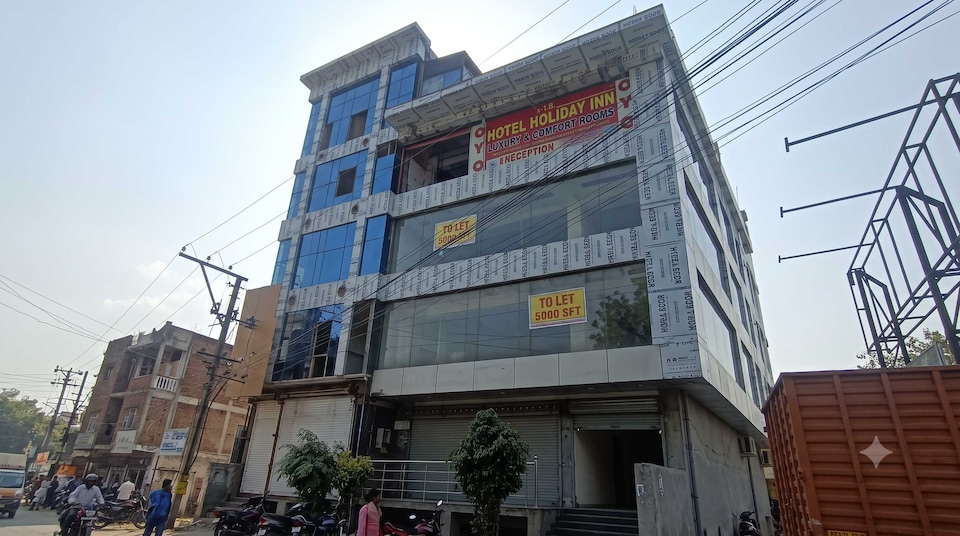 Hotel O Holiday Inn, Banjara Hills, Hyderabad