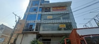 Hotel O Holiday Inn