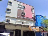 Hotel O near Mall Panakkukang formerly Hotel Lucky