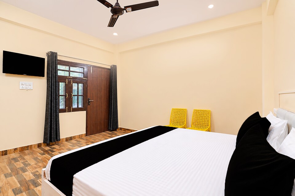 Hotel O The Skyluxe Stay, Gomti Nagar Lucknow, Lucknow