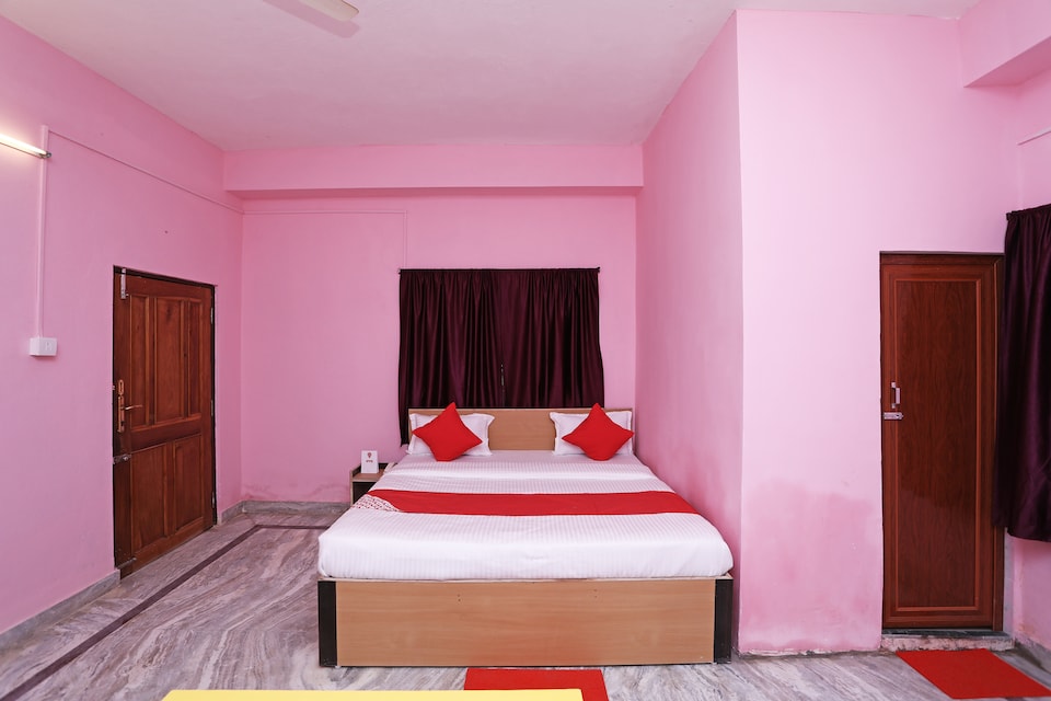 OYO Flagship 17194 Ma Sum Palace, Khandagiri Bhubaneswar, Bhubaneswar