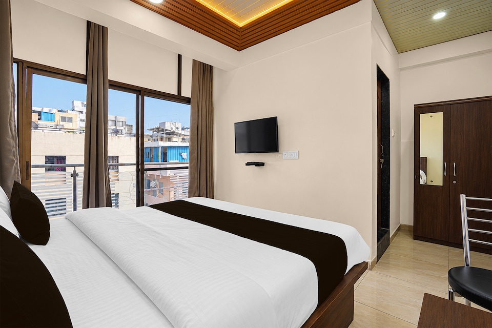 Hotel O Sayaji Residency , Kharadi Pune, Pune