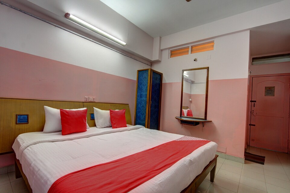 OYO 17211 Maharaja Regency, Bendoorwell Mangalore-II, Mangalore