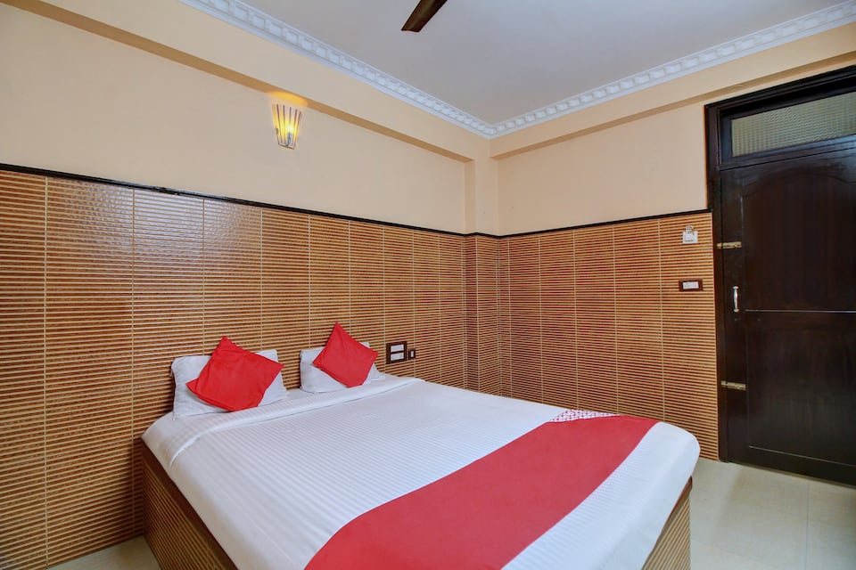 OYO 17214 Sama Deluxe, Bendoorwell Mangalore-II, Mangalore