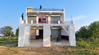 SPOT ON Hotel S R Garnd Inn Biswan