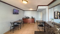 Motel 6 Dallas, TX – East / Fairpark