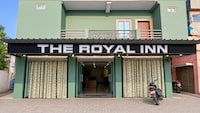 Spot On The Royal Inn