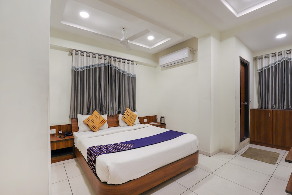 SPOT ON Hotel Everest, SP Ring Road Sarkhej, Ahmedabad