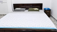Spot On  Mista Guest House