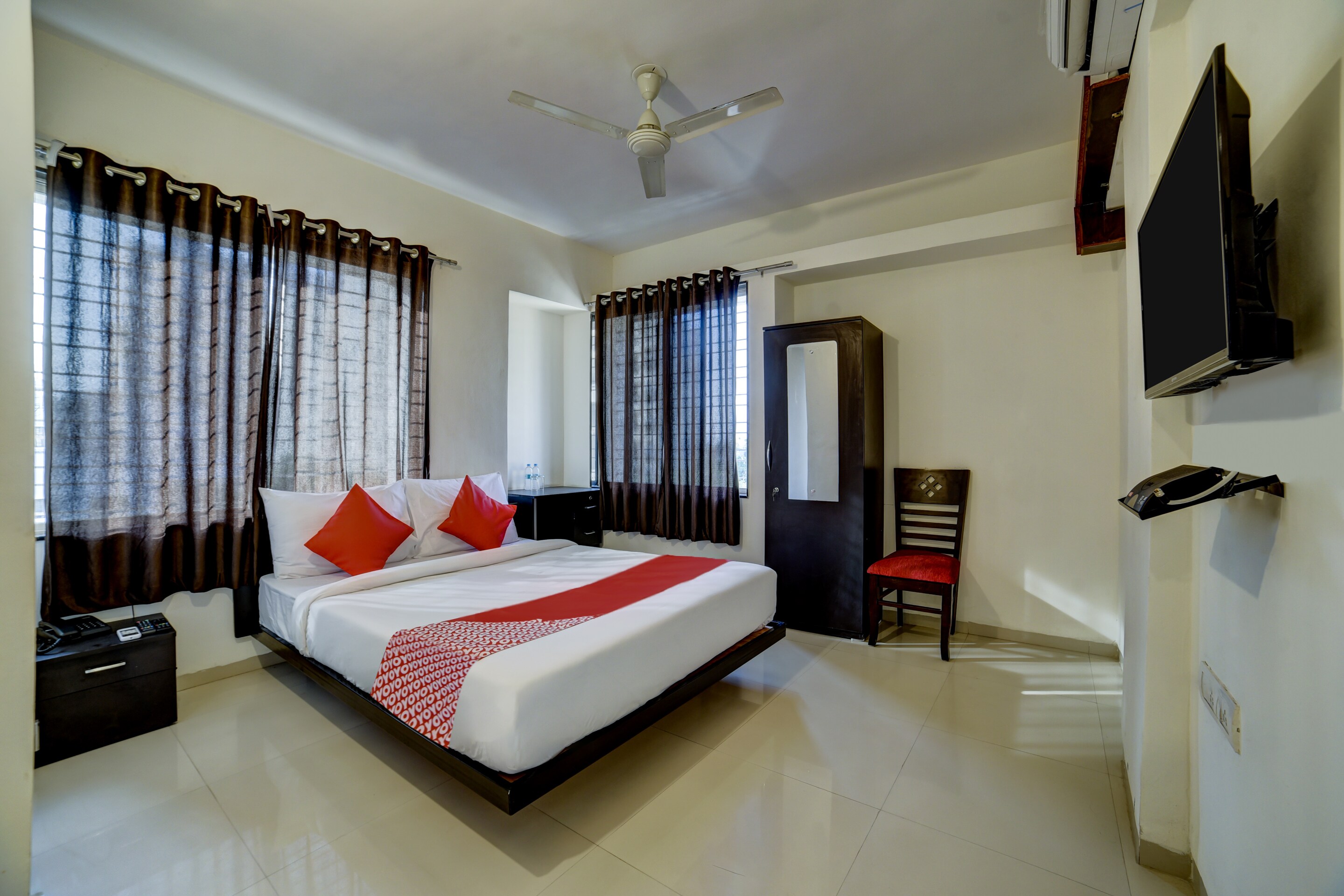 Pune Hotel Booking Online | Find Cheapest Hotel at SuperbMyTrip