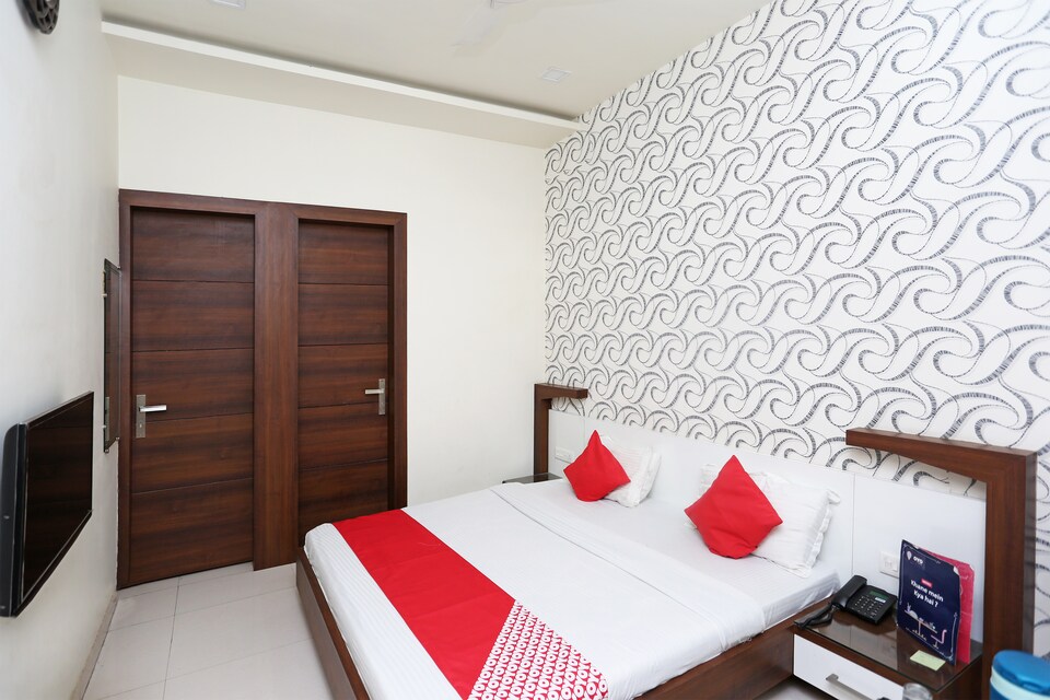 OYO 17280 Hotel Relax Residency, Hisar, Hisar
