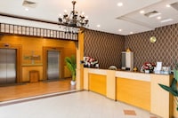 Dancenter Kota Tinggi Mayres Hotel