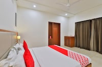 OYO Greenleaf Club