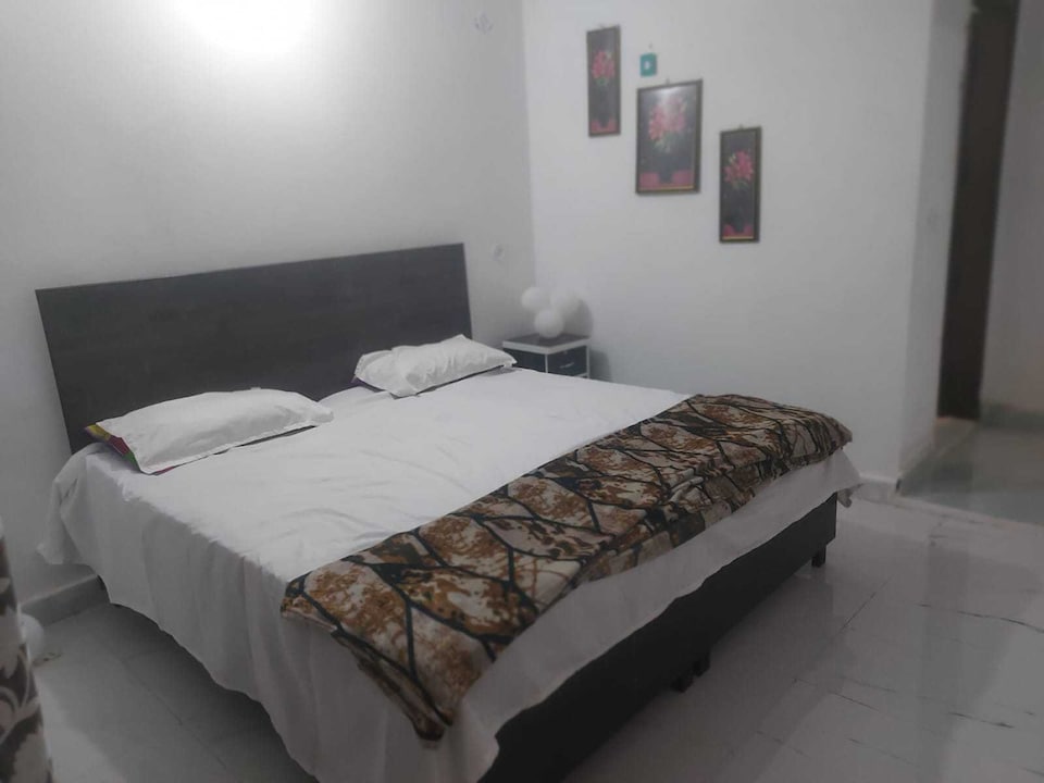 SPOT ON Utell Hotel Resort, Meerut, Meerut