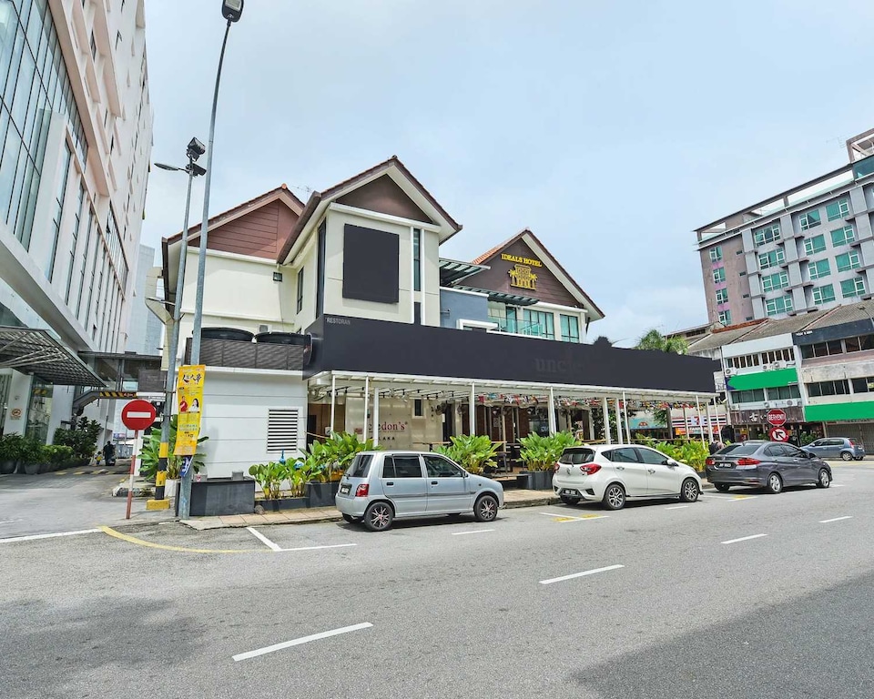 Dancenter Melaka Near Dataran Pahlawan Formerly Ideals Hotel, Melaka Raya, Melaka City